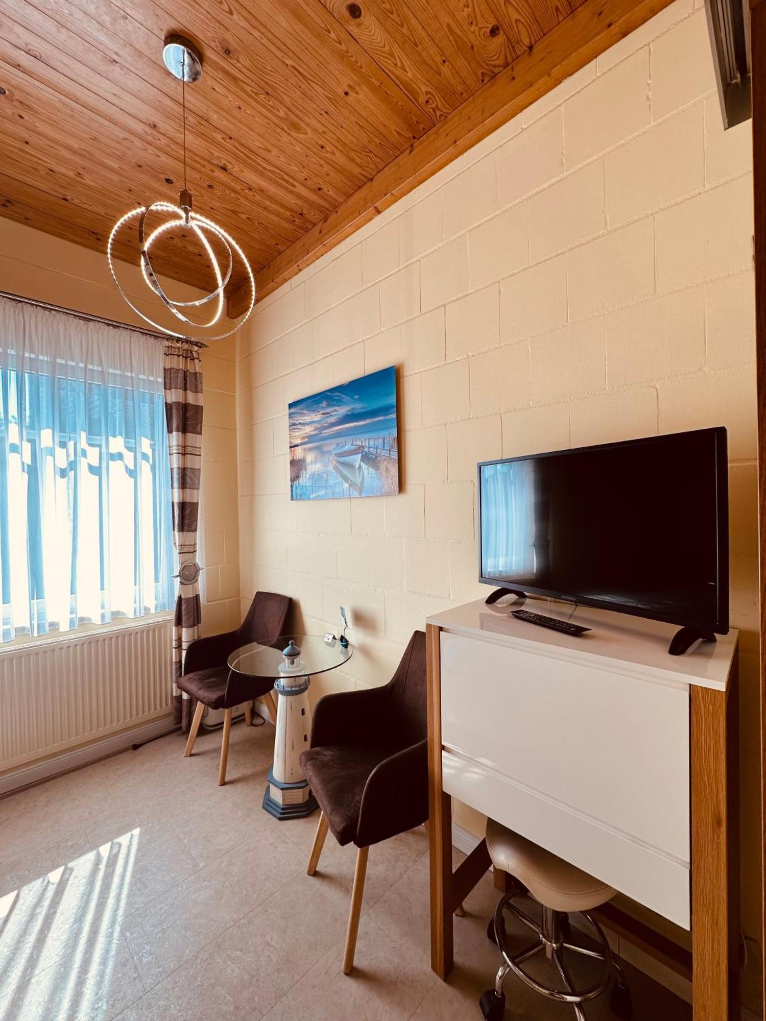 Hotel Drostenhof Garni Esens Εξωτερικό φωτογραφία